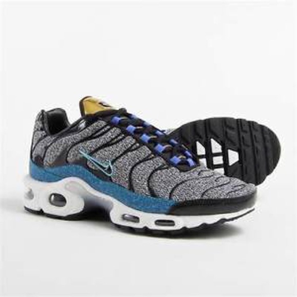 Women’s air max plus